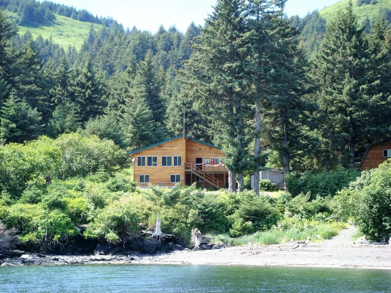 Raspberry Island Lodge in Kodiak